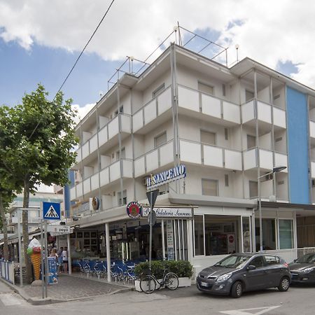 Hotel Sanremo リミニ エクステリア 写真