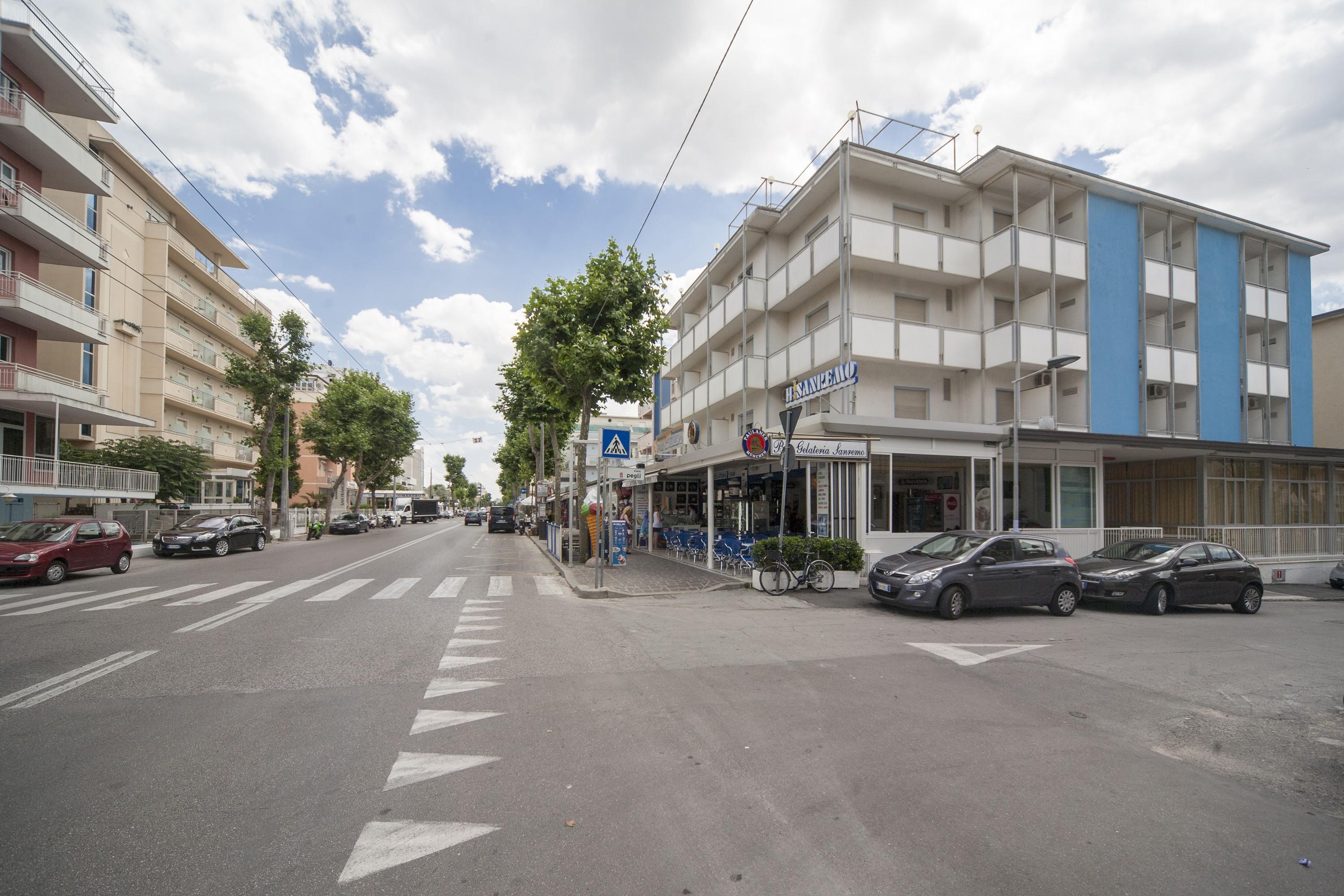 Hotel Sanremo リミニ エクステリア 写真