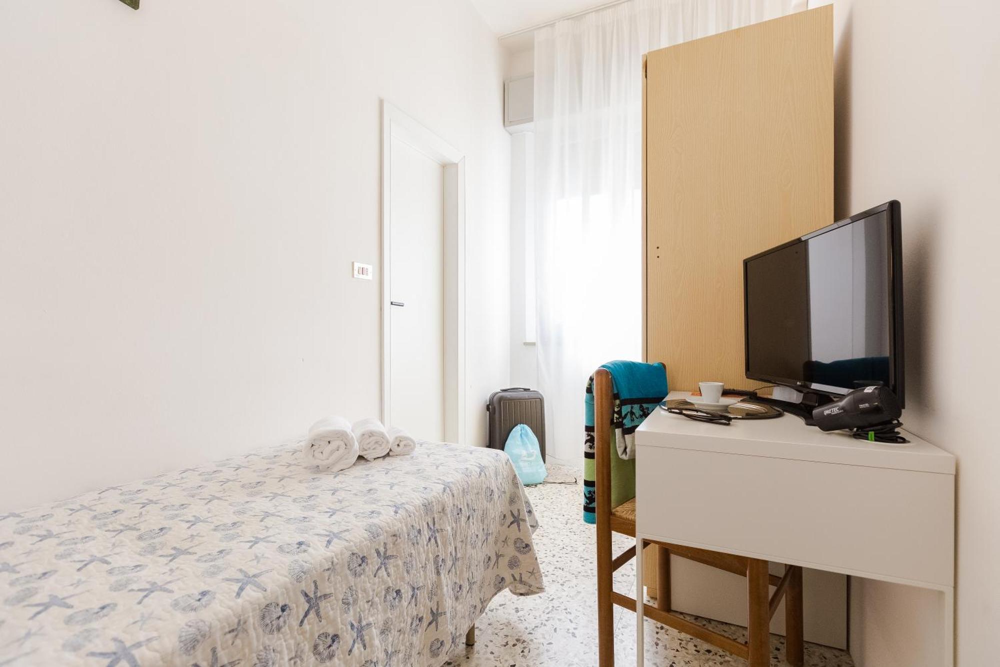 Hotel Sanremo リミニ 部屋 写真