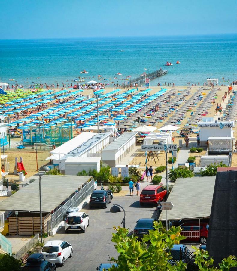 Hotel Sanremo リミニ エクステリア 写真